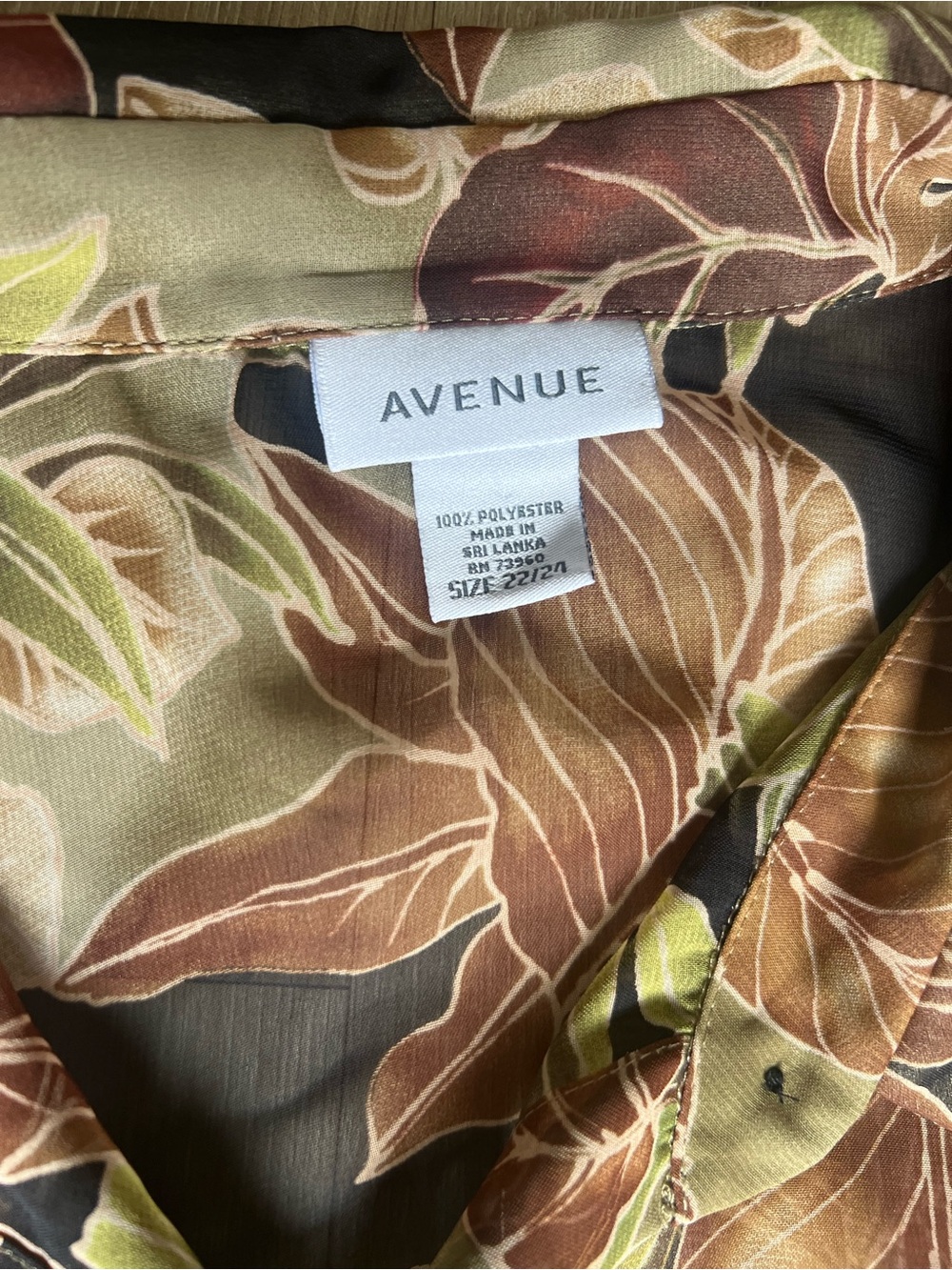 Avenue Floral-Print Casual Button-Down in Brown and Green